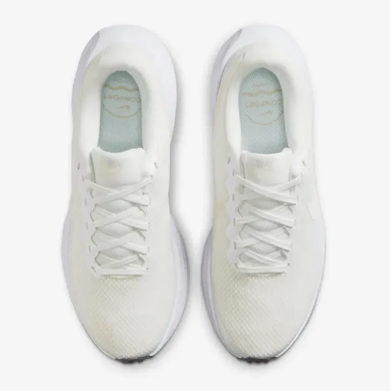 Кросівки Nike Revolution 8 HJ8485-105
