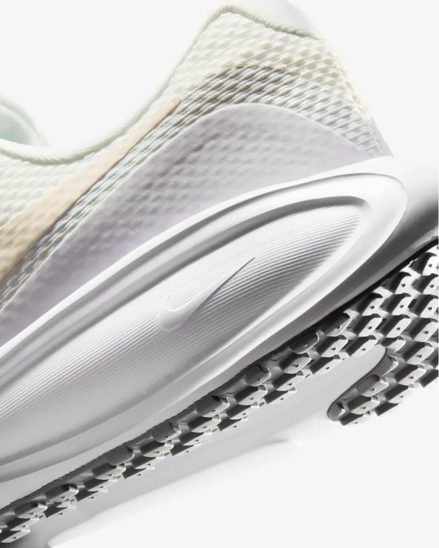Кросівки Nike Revolution 8 HJ8485-105