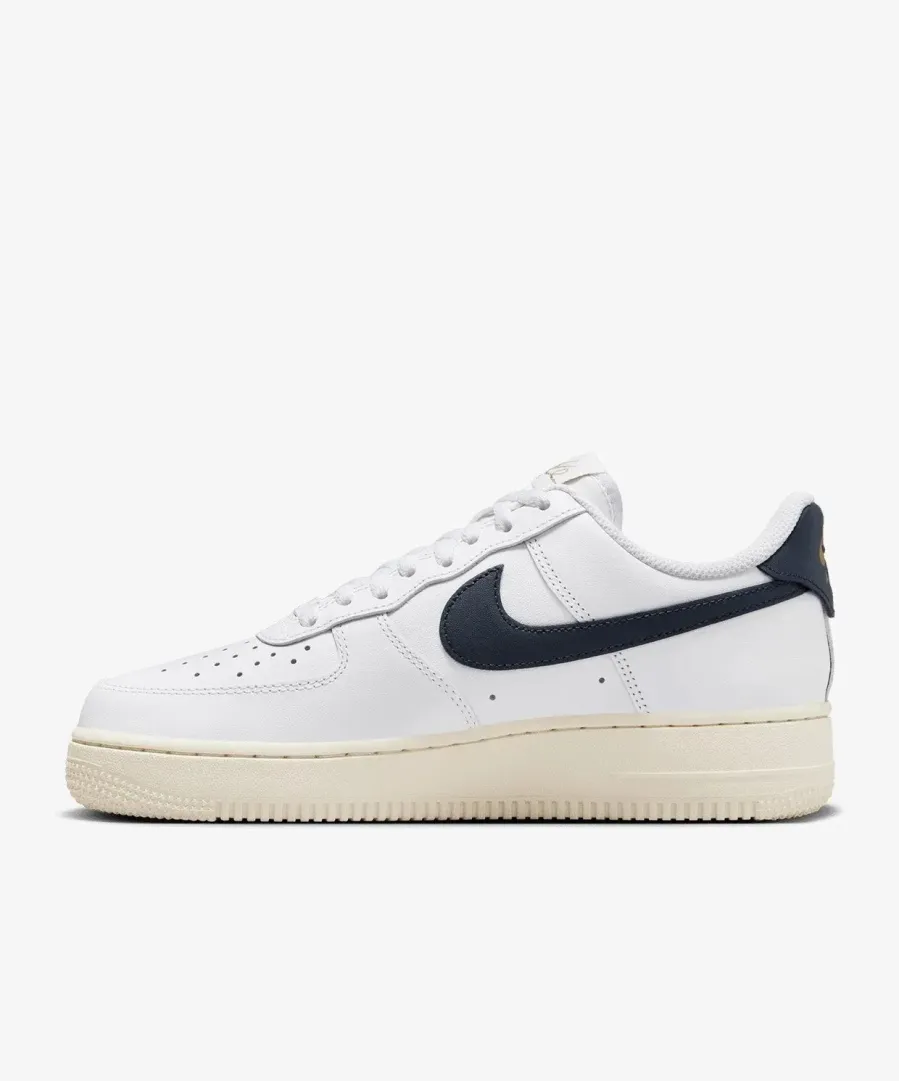 Кросівки Nike Air Force 1 '07 FlyEase HJ9122-100