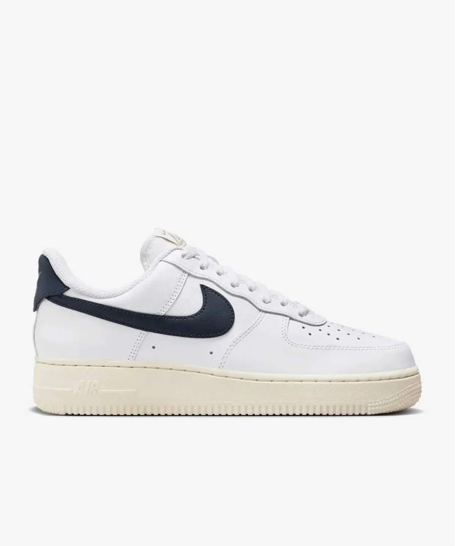 Кросівки Nike Air Force 1 '07 FlyEase HJ9122-100