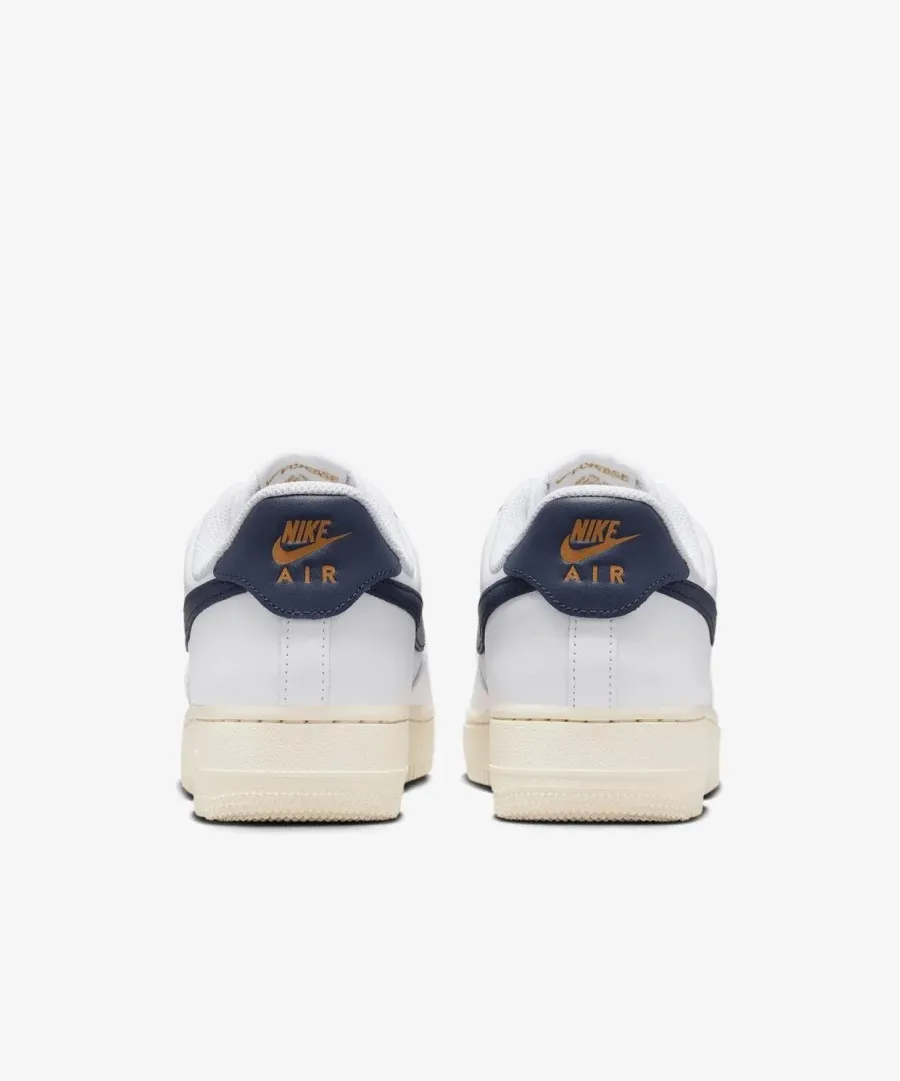Кросівки Nike Air Force 1 '07 FlyEase HJ9122-100