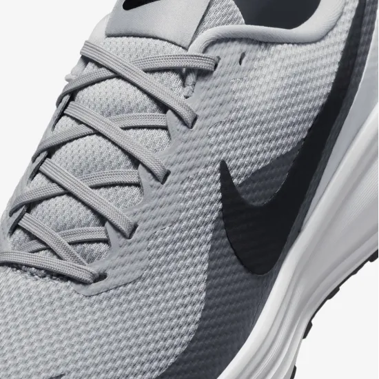 Кросівки Nike Revolution 8 HJ9198-004