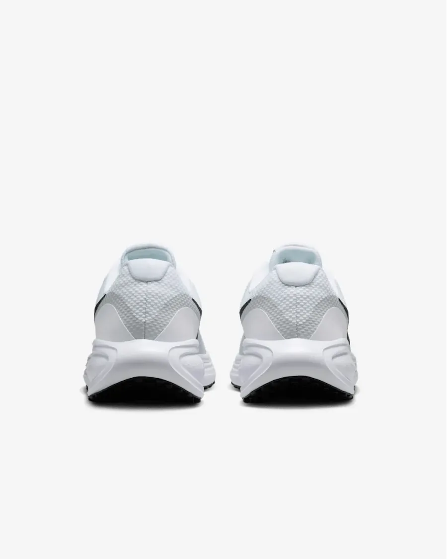 Кросівки Nike Revolution 8 HJ9198-101