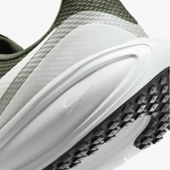 Кросівки Nike Revolution 8 HJ9198-303