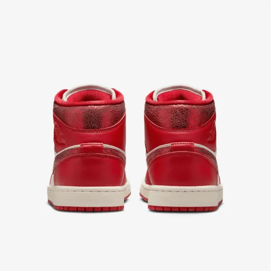 Кросівки Nike Air Jordan 1 Mid SE HJ9337-106