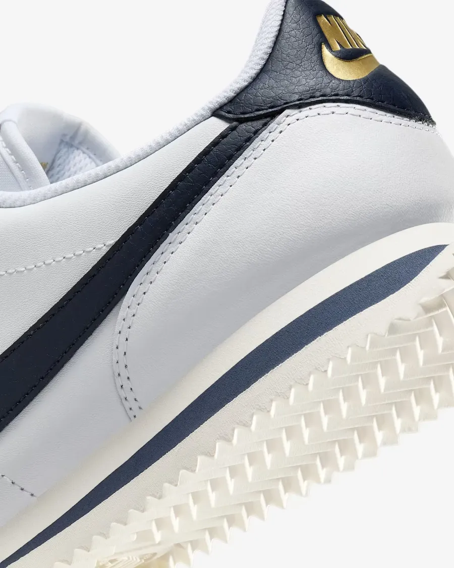 Кросівки Nike Cortez Leather HJ9343-100
