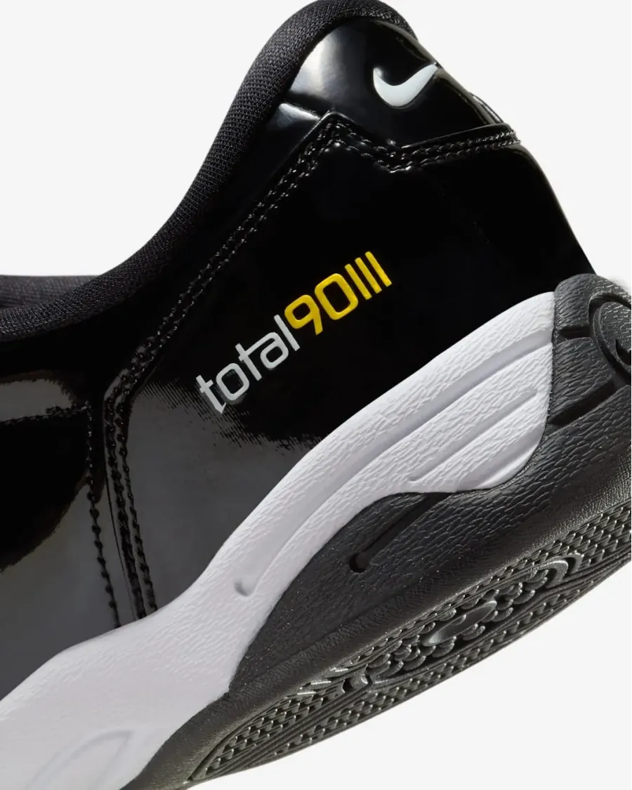 Кросівки Nike Total 90 3 SP HJ9351-001