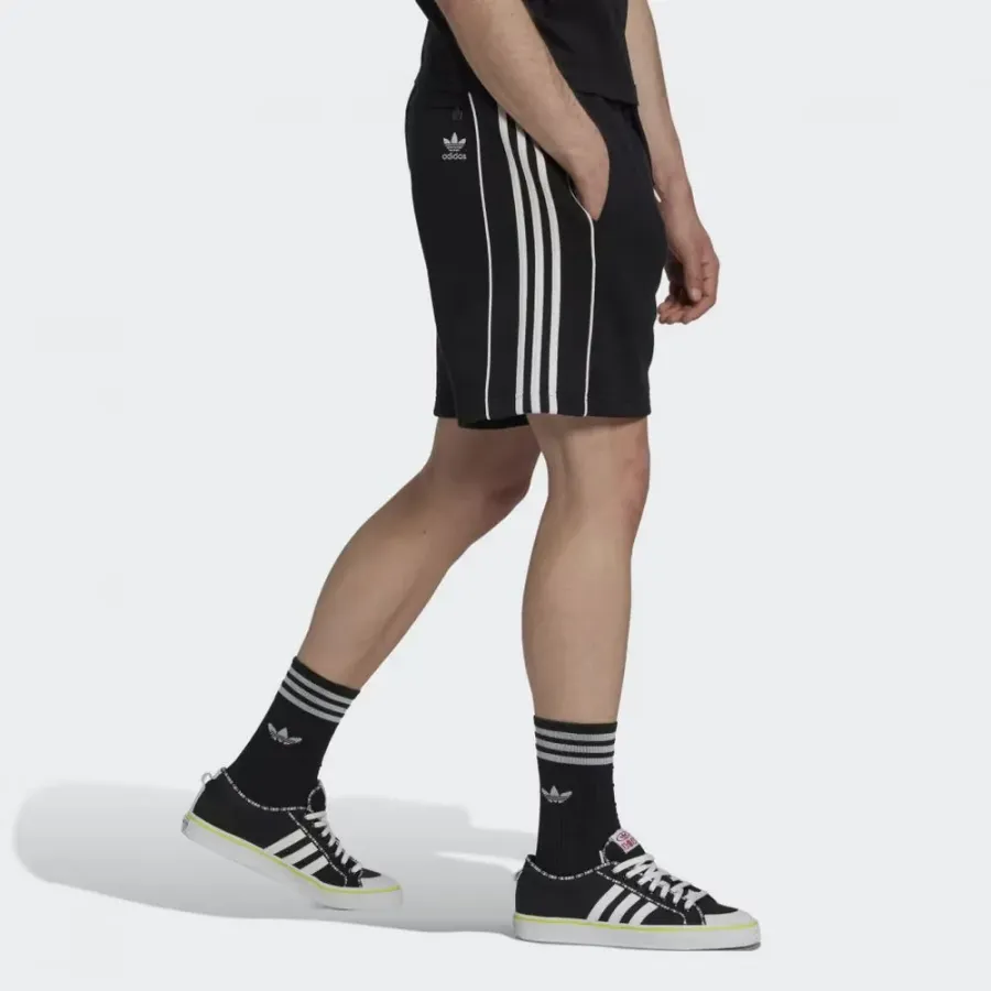 Шорти Adidas Rekive HK7307
