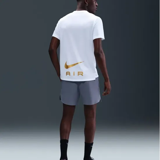 Футболка Nike Air Swoosh HM0195-101