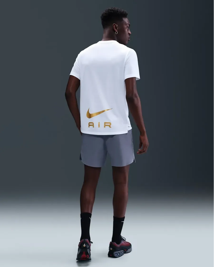 Футболка Nike Air Swoosh HM0195-101