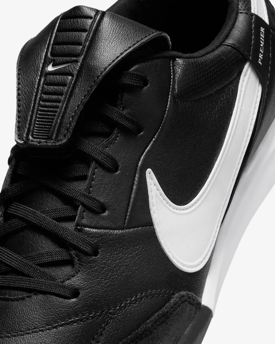 Сороконіжки Nike Premier 3 TF HM0283-001