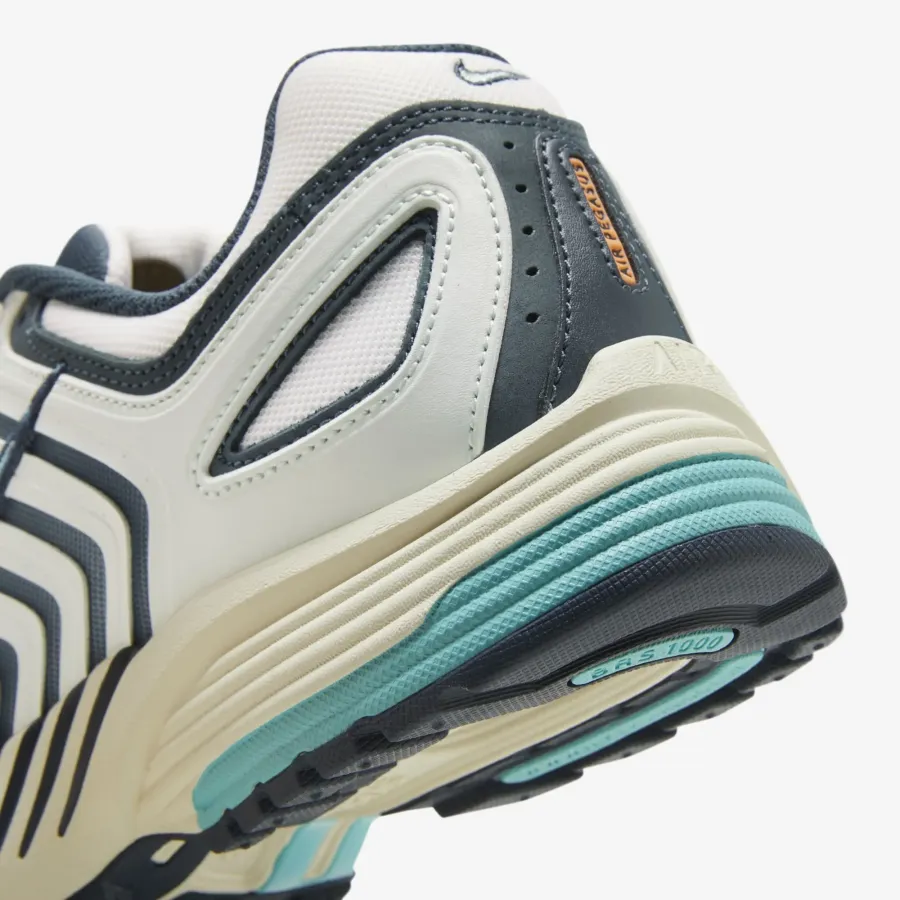 Кросівки Nike Pegasus 2K5 HM3727-131