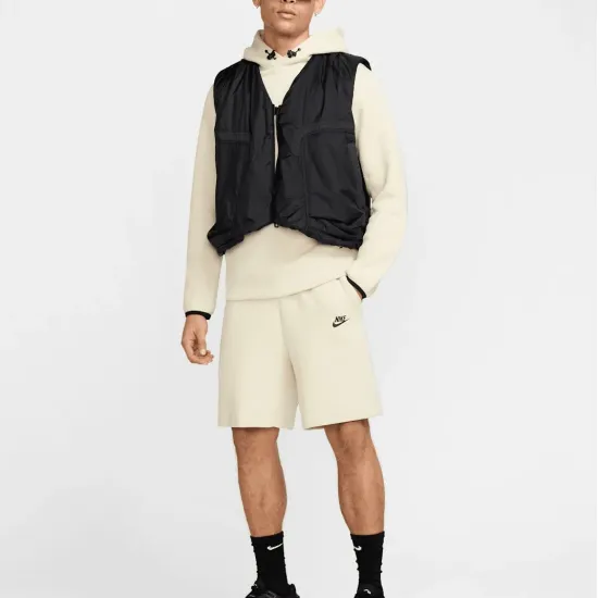 Жилетка Nike Tech Woven HM4262-010