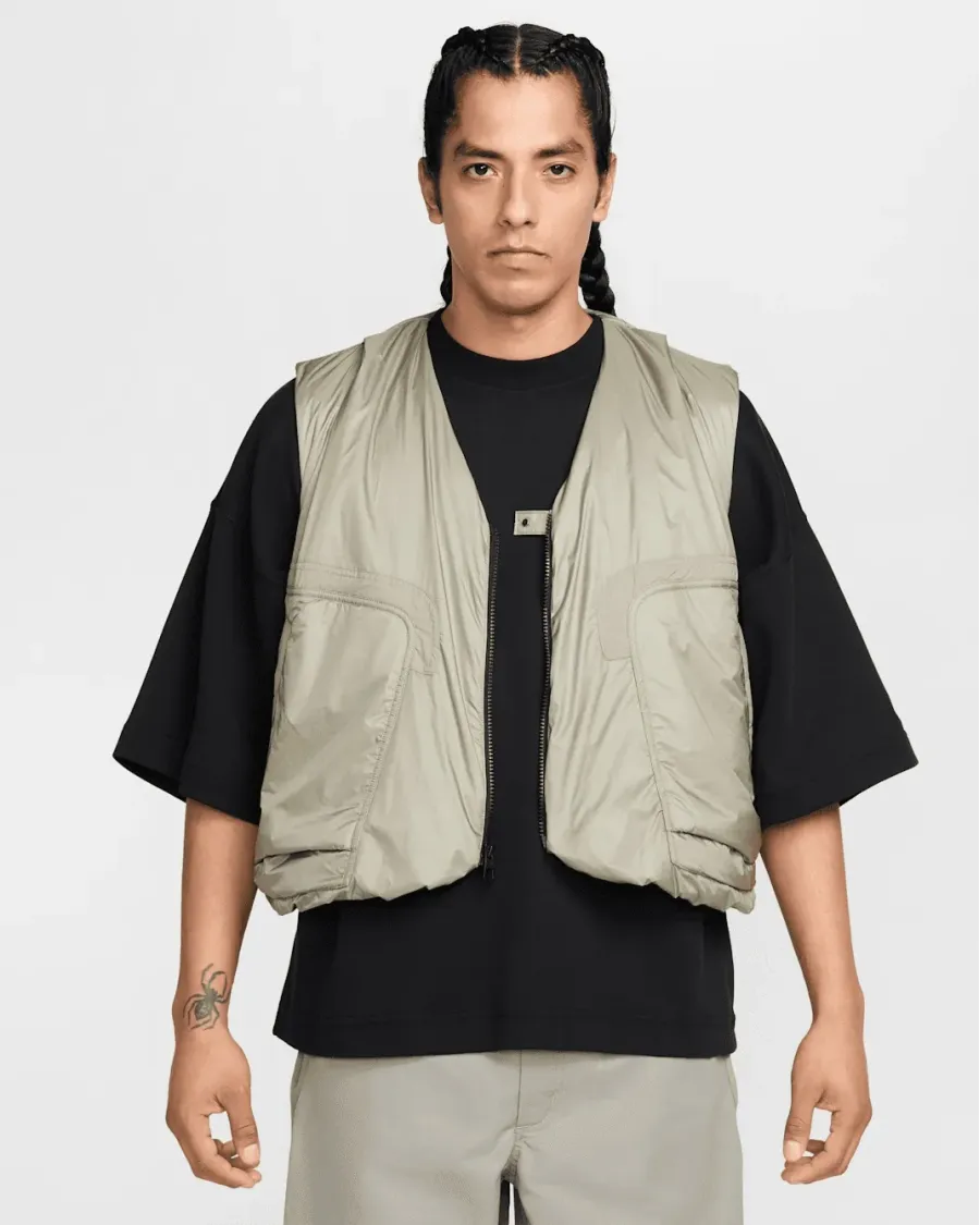 Жилетка Nike Tech Woven HM4262-320