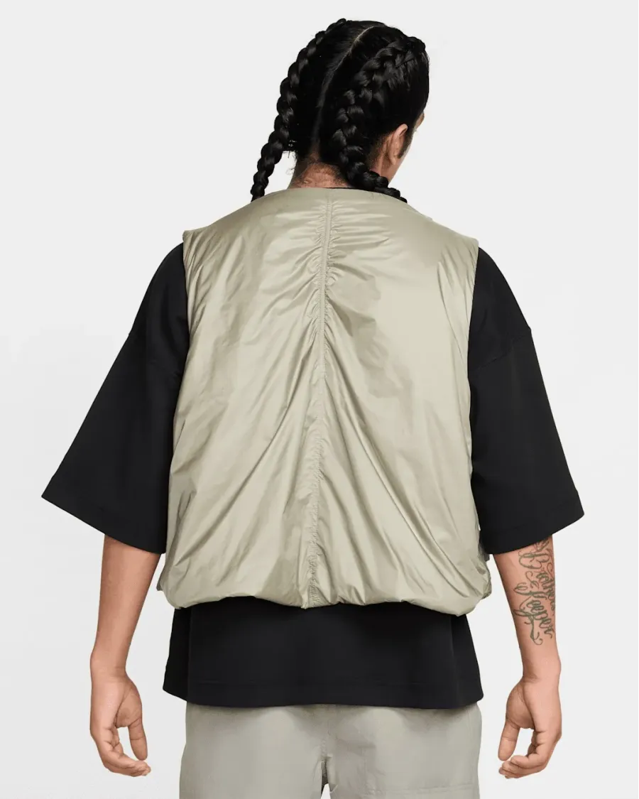 Жилетка Nike Tech Woven HM4262-320