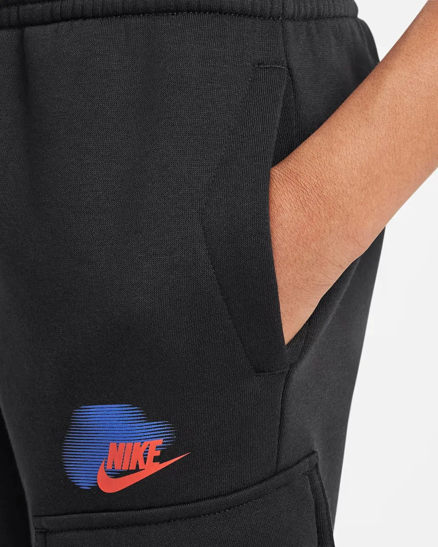 Штани Nike Sportswear Standard Issue Cargo HM4337-010