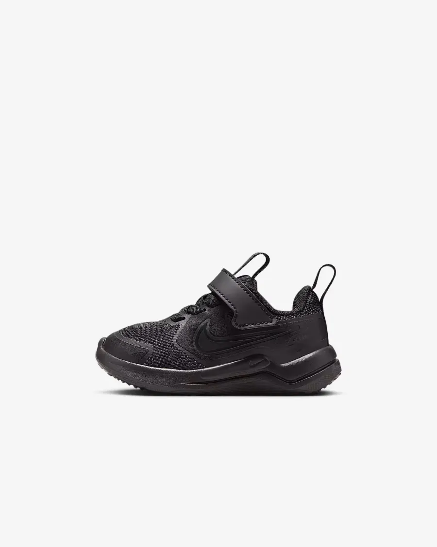 Кросівки Nike Cosmic Runner HM4401-001
