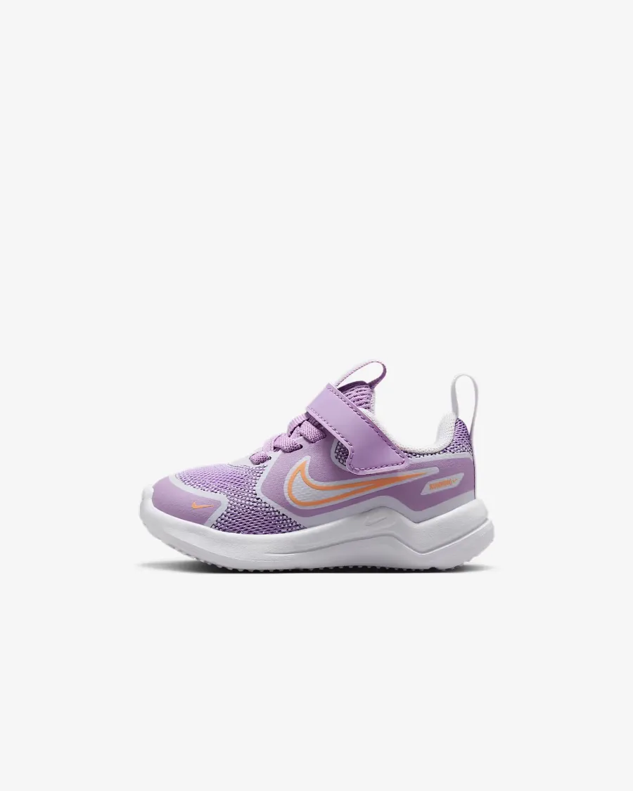 Кросівки Nike Cosmic Runner HM4401-503
