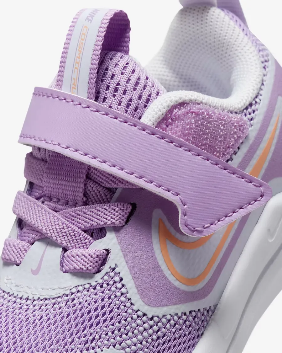 Кросівки Nike Cosmic Runner HM4401-503