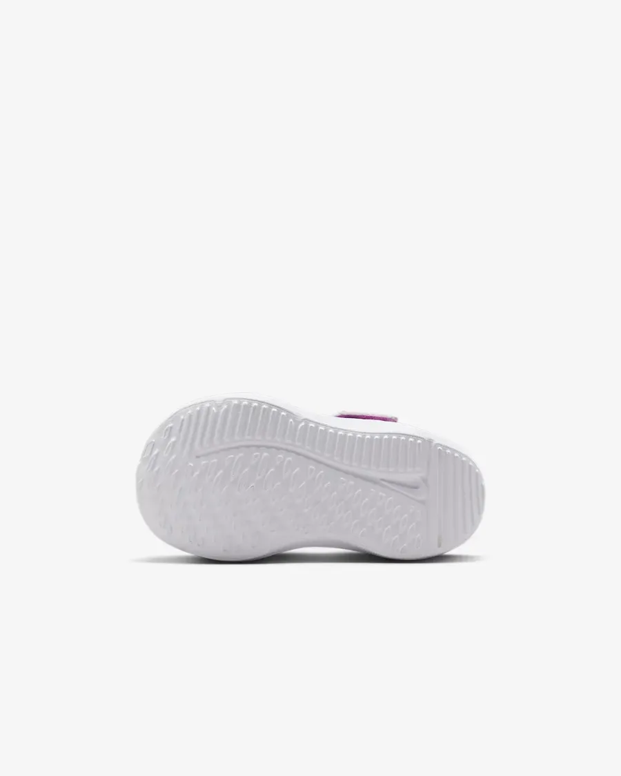 Кросівки Nike Cosmic Runner HM4401-503