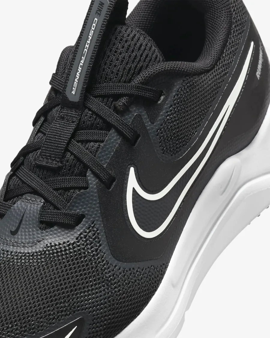 Кросівки Nike Cosmic Runner HM4402-003