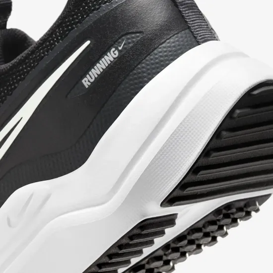 Кросівки Nike Cosmic Runner HM4402-003