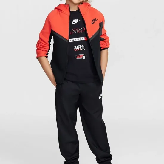Футболка Nike Sportswear Logos HM5662-010