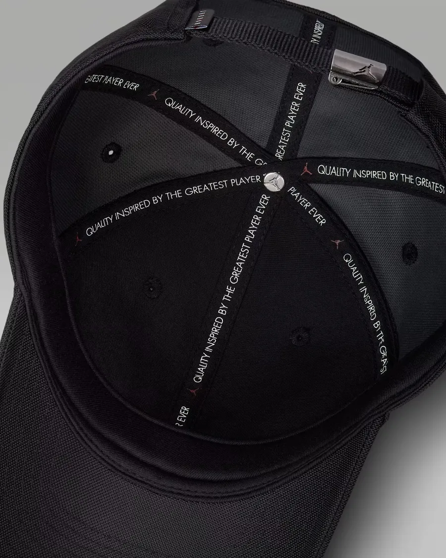 Кепка Nike Air Jordan Rise Structured Metal Jumpman Hat HM5750-010