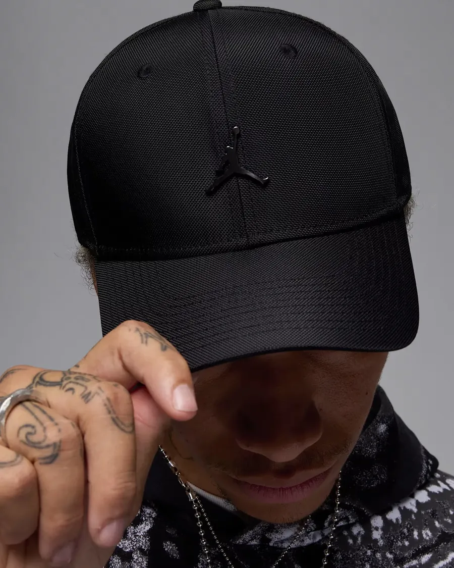 Кепка Nike Air Jordan Rise Structured Metal Jumpman Hat HM5750-010