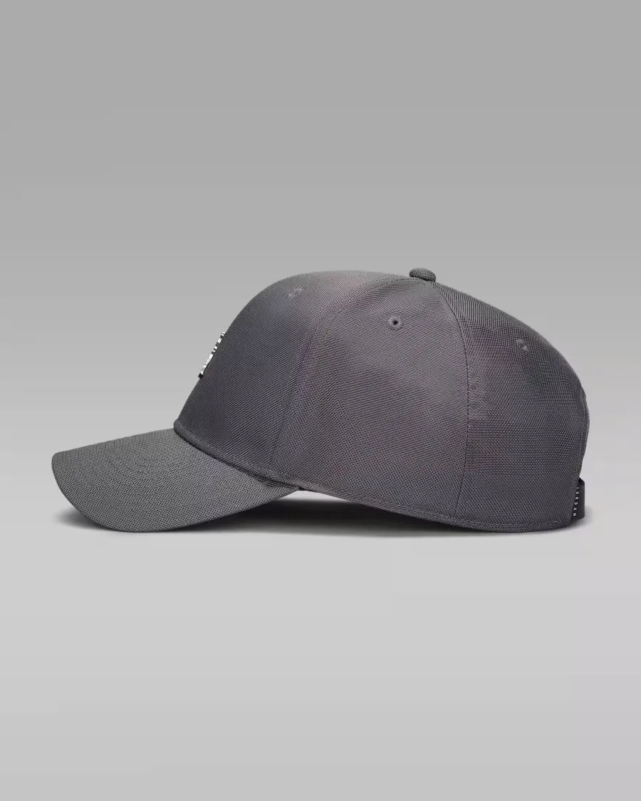 Кепка Nike Air Jordan Rise Structured Metal Jumpman Hat HM5750-068