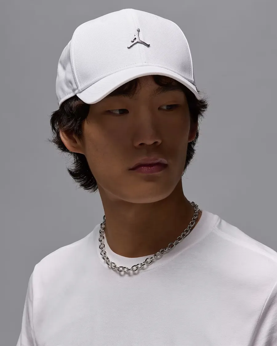 Кепка Nike Air Jordan Rise Structured Metal Jumpman Hat HM5750-100
