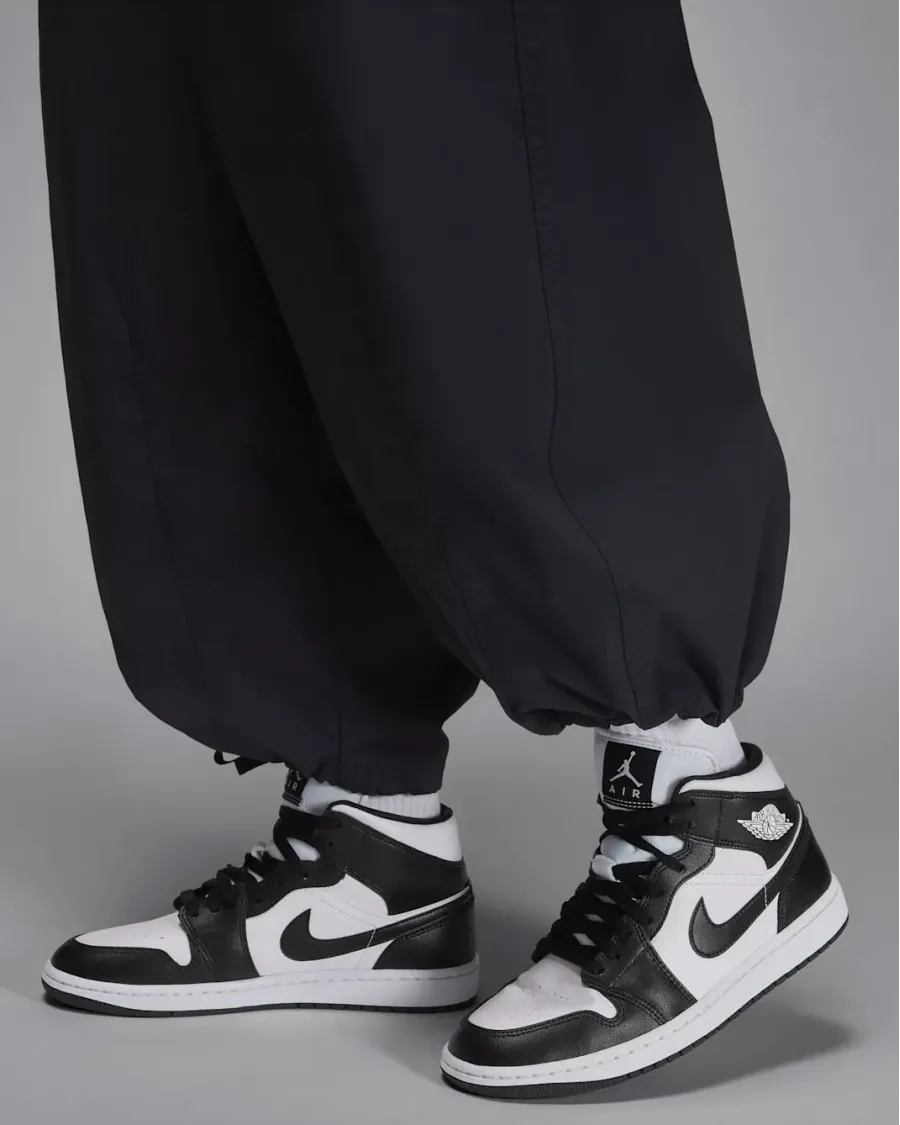 Штани Nike Air Jordan Flight Chicago HM6144-010