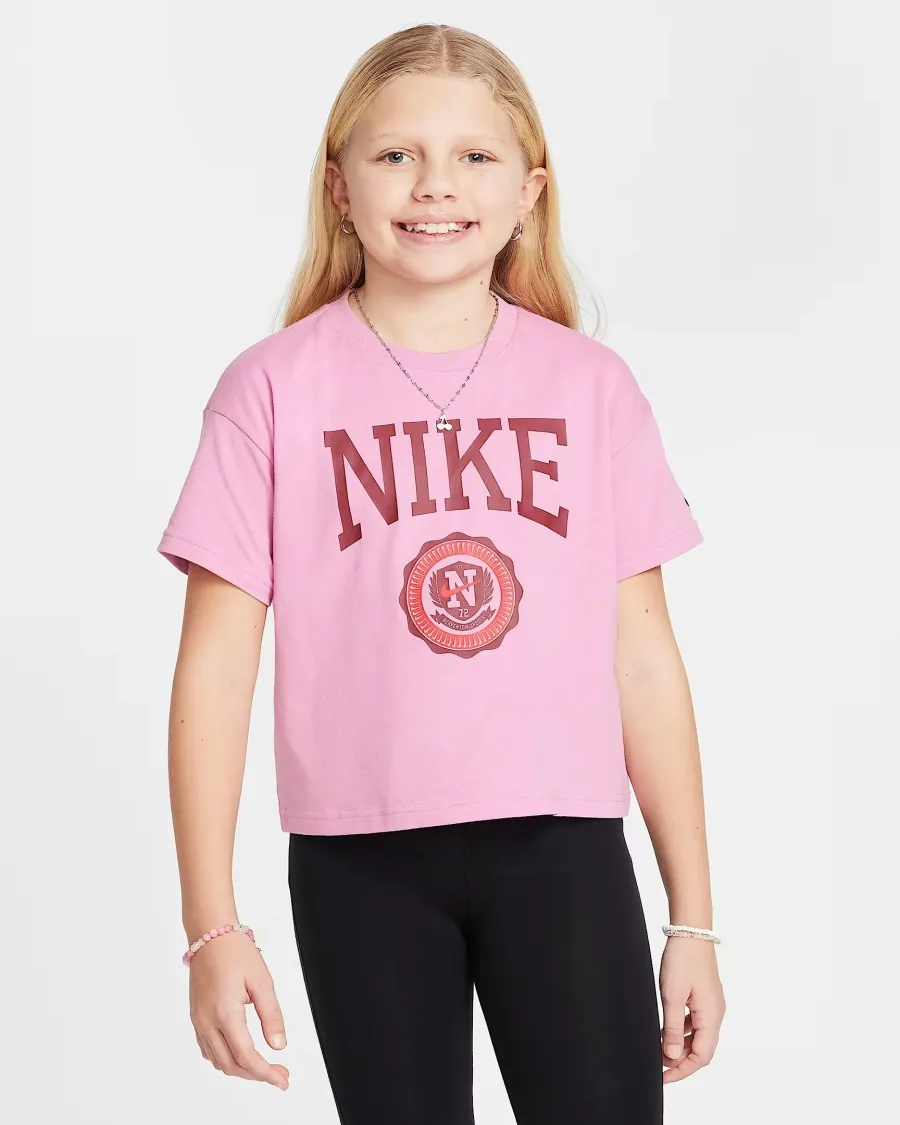 Футболка Nike Sportswear Graphic HM6303-646