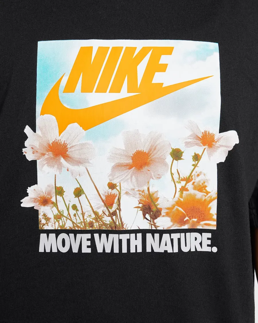 Футболка Nike Sportswear HM6311-010