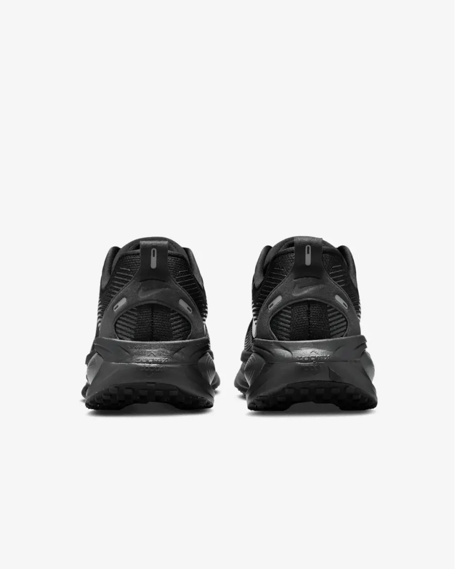 Кросівки Nike Vomero 18 HM6803-005
