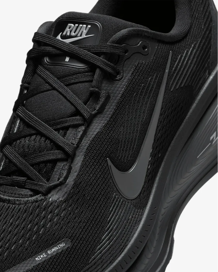 Кросівки Nike Vomero 18 HM6803-005