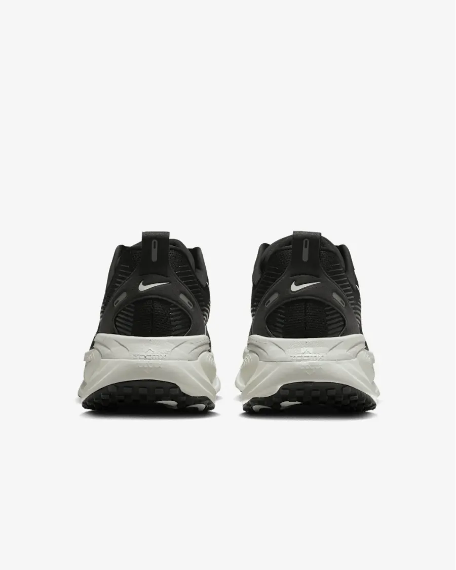 Кросівки Nike Vomero 18 HM6803-007