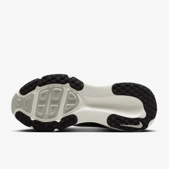 Кросівки Nike Vomero 18 HM6803-007