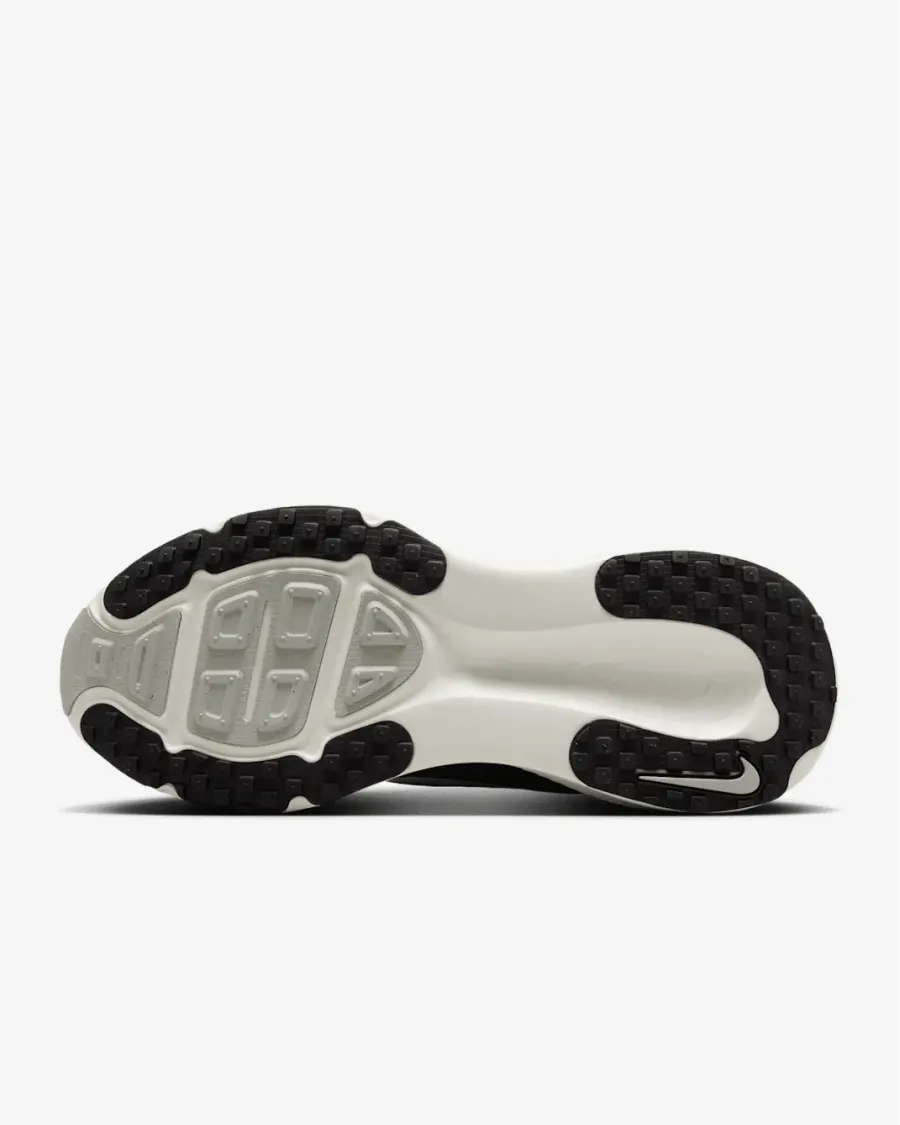 Кросівки Nike Vomero 18 HM6803-007