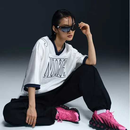 Штани Nike Sportswear Everything Wovens HM6976-010