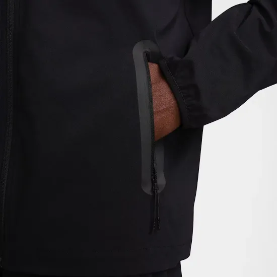 Куртка Nike Tech Woven Full Zip Windrunner HM7151-010