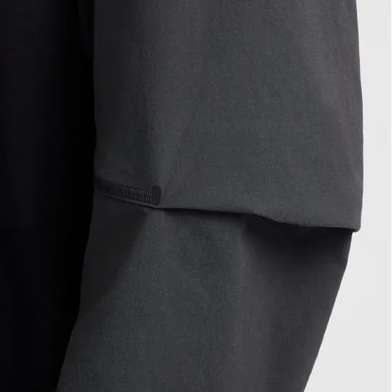 Куртка Nike Tech Woven Full Zip Windrunner HM7151-013