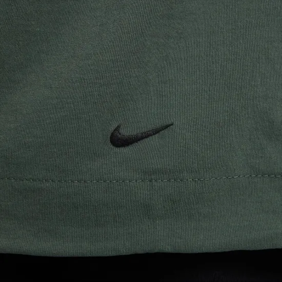 Куртка Nike Tech Woven Full Zip Windrunner HM7151-338