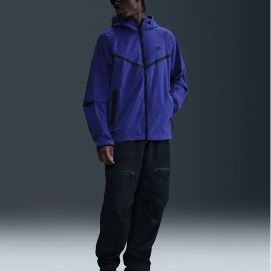 Куртка Nike Tech Woven Full Zip Windrunner HM7151-539