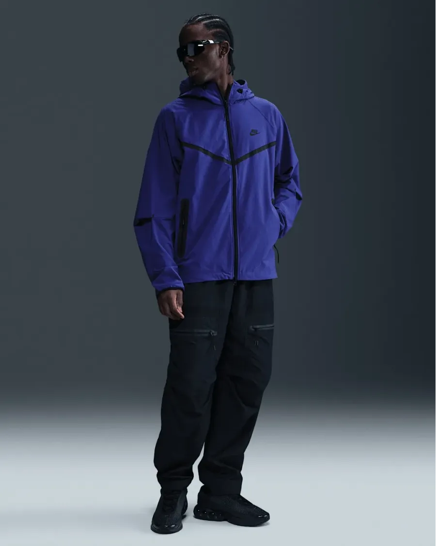 Куртка Nike Tech Woven Full Zip Windrunner HM7151-539