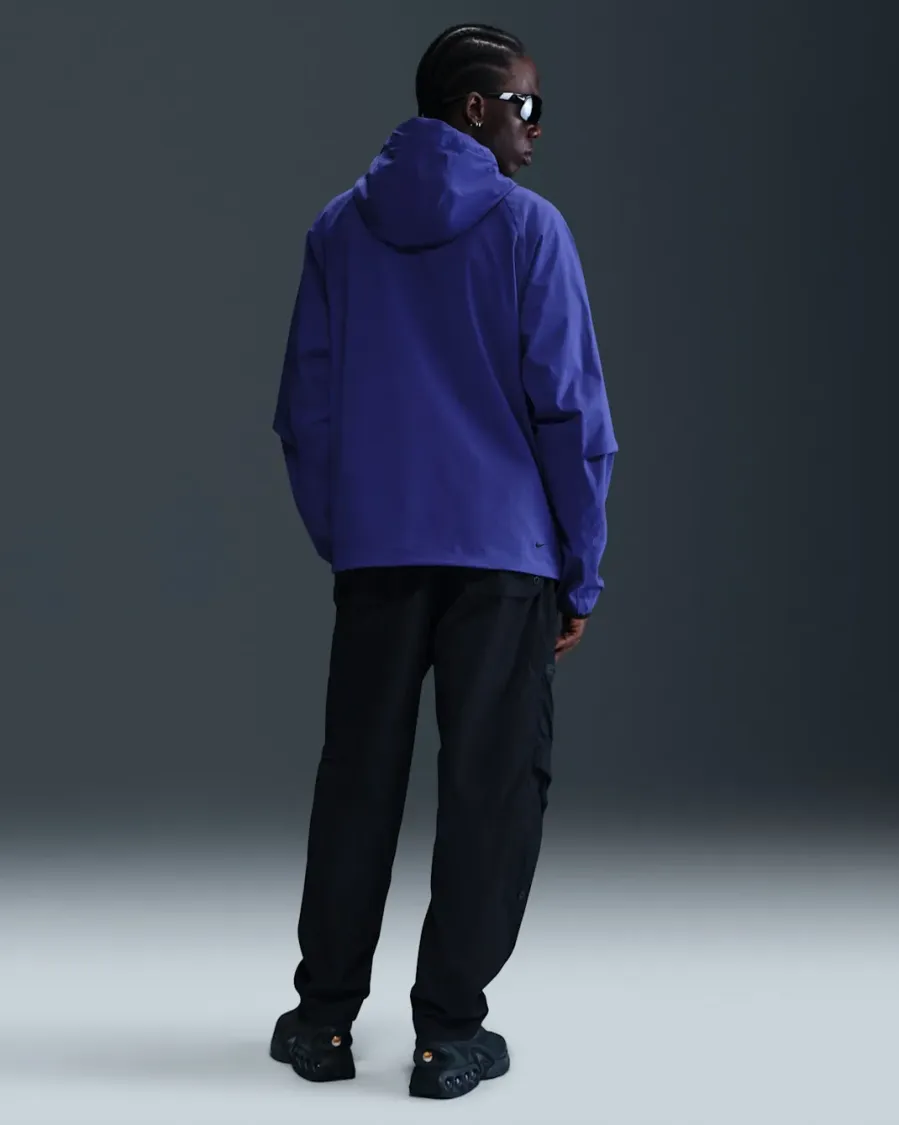 Куртка Nike Tech Woven Full Zip Windrunner HM7151-539