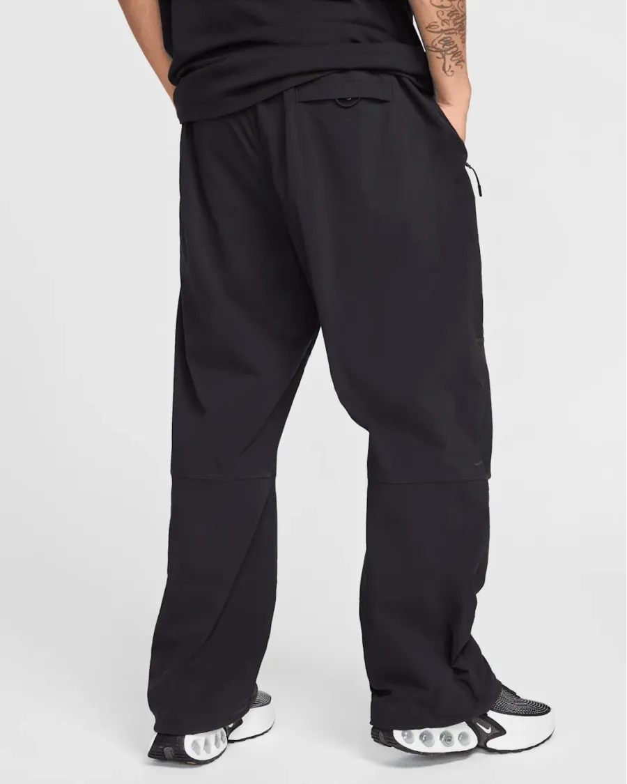 Штани Nike Tech Woven Oversized Trousers HM7158-010