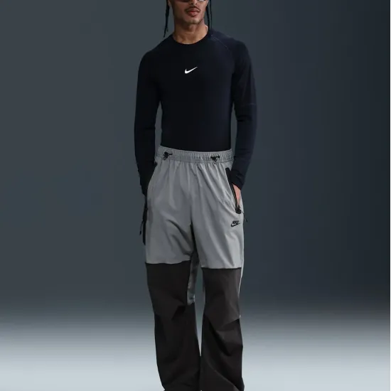 Штани Nike Tech Woven Oversized Trousers HM7158-065
