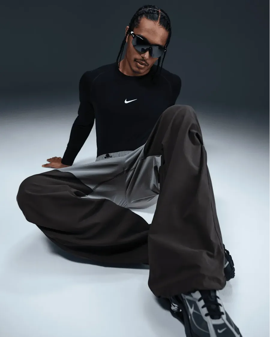 Штани Nike Tech Woven Oversized Trousers HM7158-065