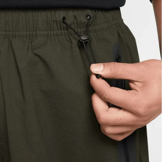 Штани Nike Tech Woven Oversized Trousers HM7158-356